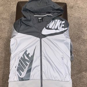 Nike windbreaker/ Youth XL